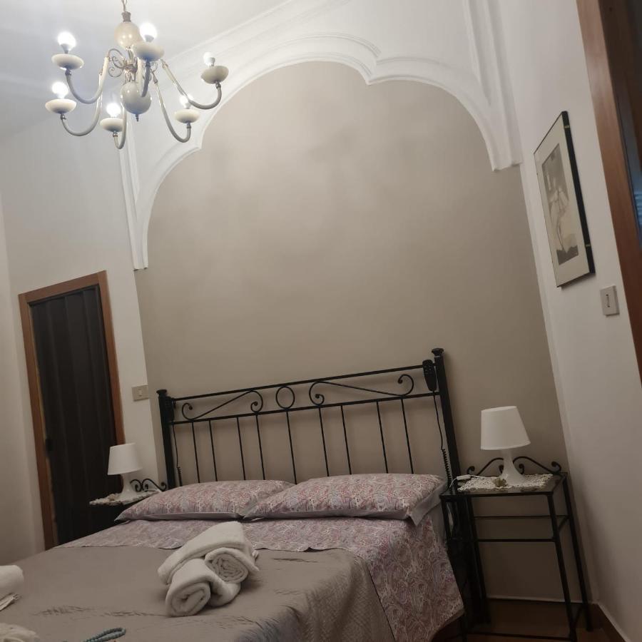 Вилла Casa Romeo Adrano Экстерьер фото